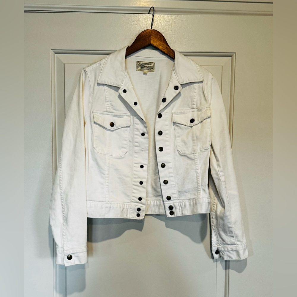 Current Elliot The Snap Denim Jacket in Sugar size 3
